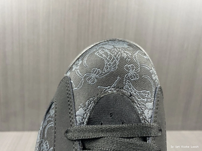 (W) Jordan Black Retro Triple 6 SD DB9818-001 0603